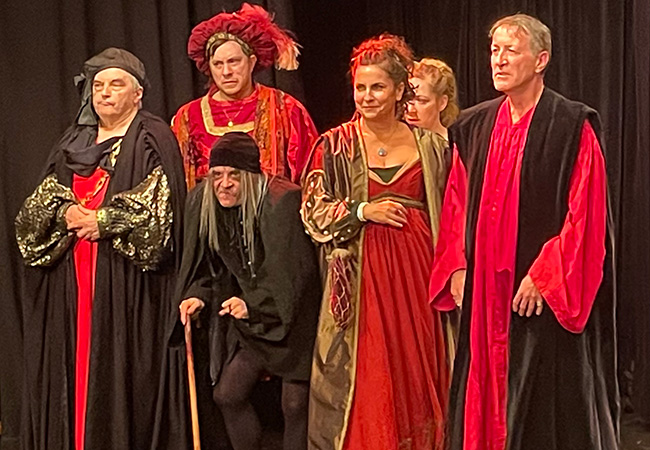 La troupe de Volpone au grand complet